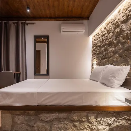 Stone Manor Appartement