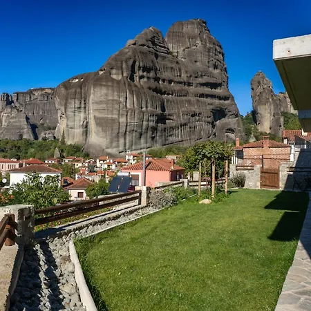 Stone Manor דירה קסטרקיון