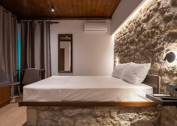 Stone Manor דירה