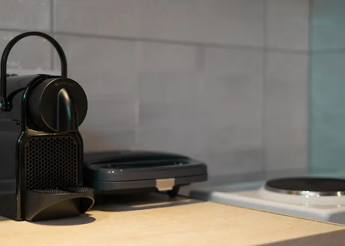 Stone Manor דירה *